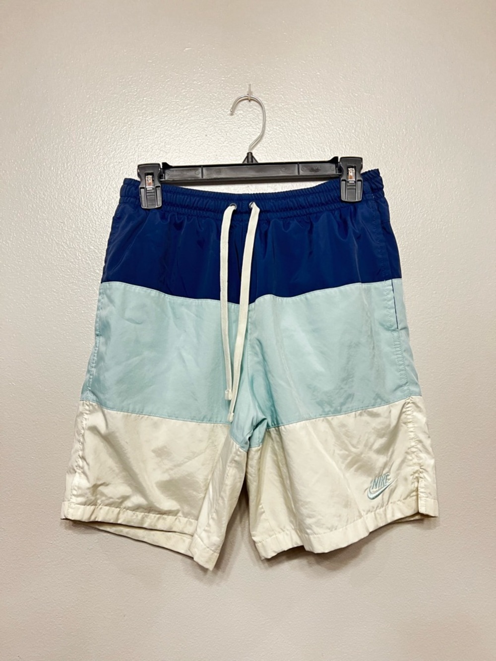 Nike Men's Navy/Light Blue/White Colorblock Lined Flow Shorts Retro Y2K Sz Small